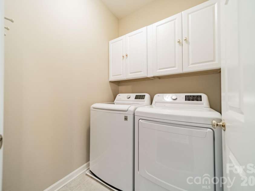 4006 Belle Meade Circle, Belmont, NC 28012.  MLS# CAR4340900, YatesRealty ID 23235. 