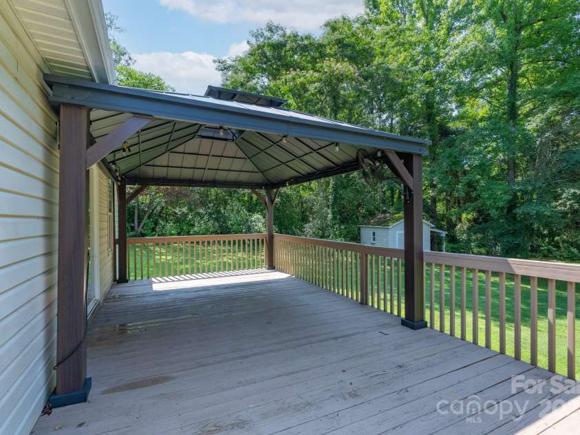 1782 Oakdale Road, Rock Hill, SC 29730.  MLS# CAR4276149, YatesRealty ID 23236. 