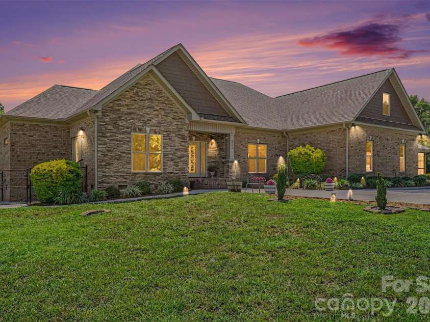 5702 Army Road, Marshville, NC 28103.  MLS# CAR4406932, YatesRealty ID 23236. 