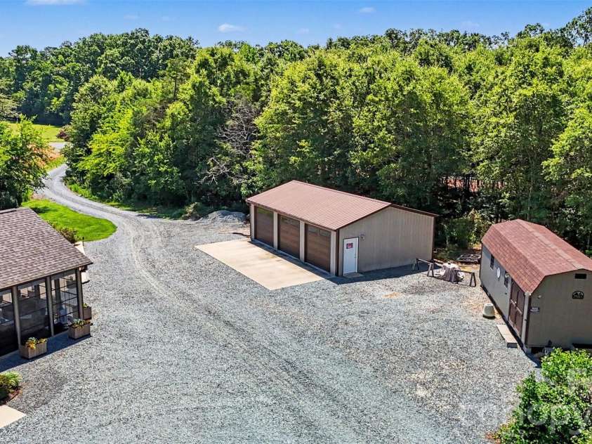 5702 Army Road, Marshville, NC 28103.  MLS# CAR4406932, YatesRealty ID 23236. 