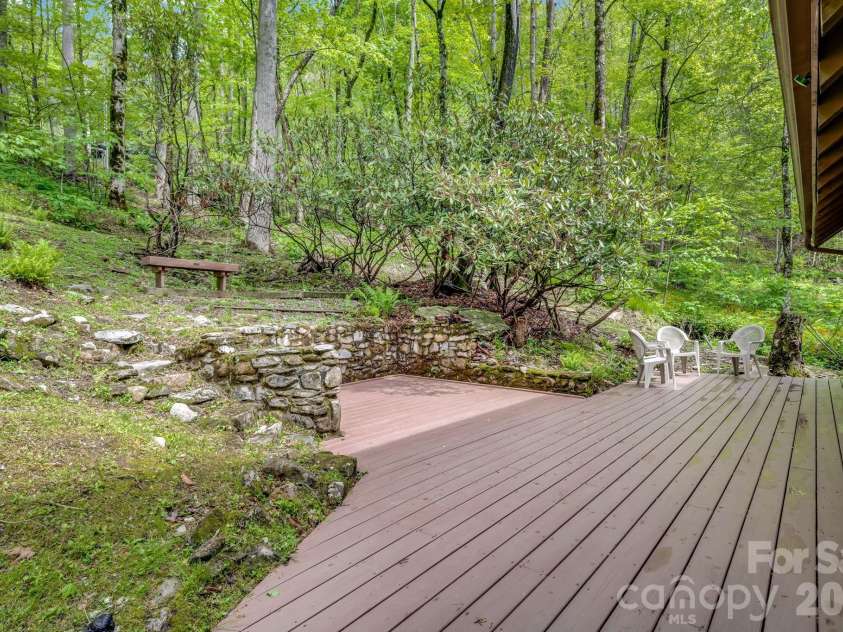 17 Greer Way, Mars Hill, NC 28754.  MLS# CAR4370316, YatesRealty ID 23237. Back deck