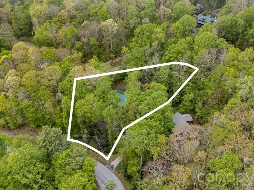 17 Greer Way, Mars Hill, NC 28754.  MLS# CAR4370316, YatesRealty ID 23237. Wolf Laurel Rd