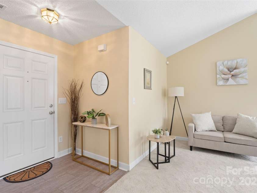 7616 Shiny Meadow Lane, Charlotte, NC 28215.  MLS# CAR4275110, YatesRealty ID 23237. Entrance- Main door