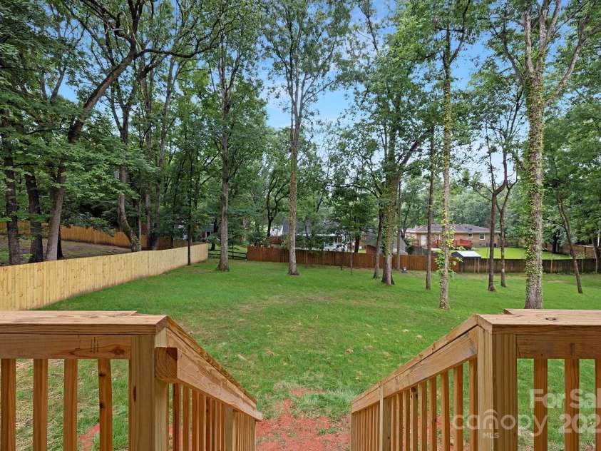 1626 Burtonwood Circle, Charlotte, NC 28212.  MLS# CAR4264142, YatesRealty ID 23238. 