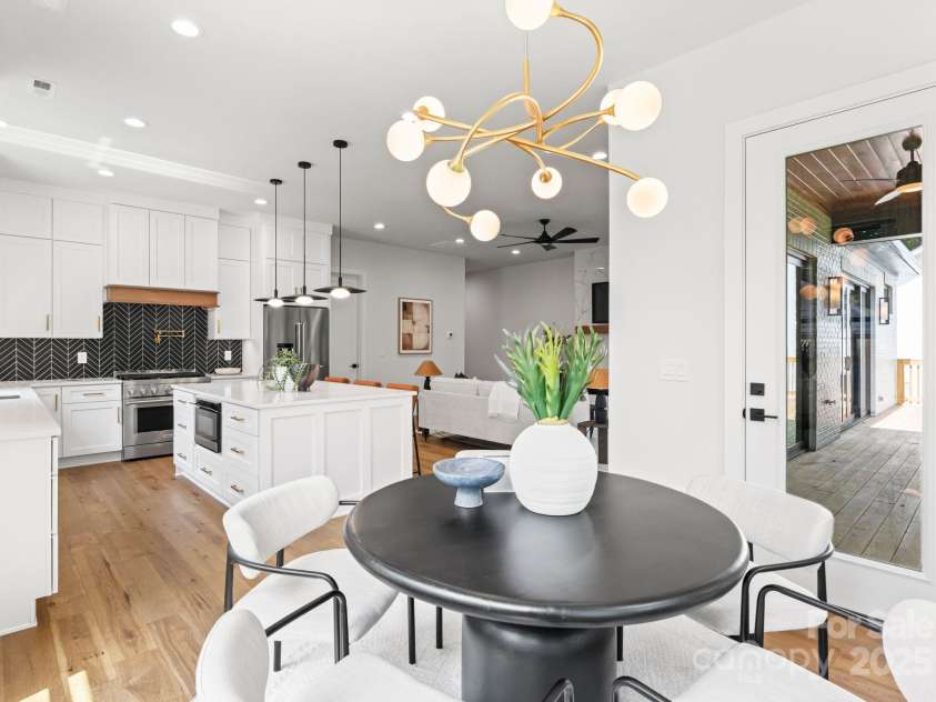 1626 Burtonwood Circle, Charlotte, NC 28212.  MLS# CAR4264142, YatesRealty ID 23238. 