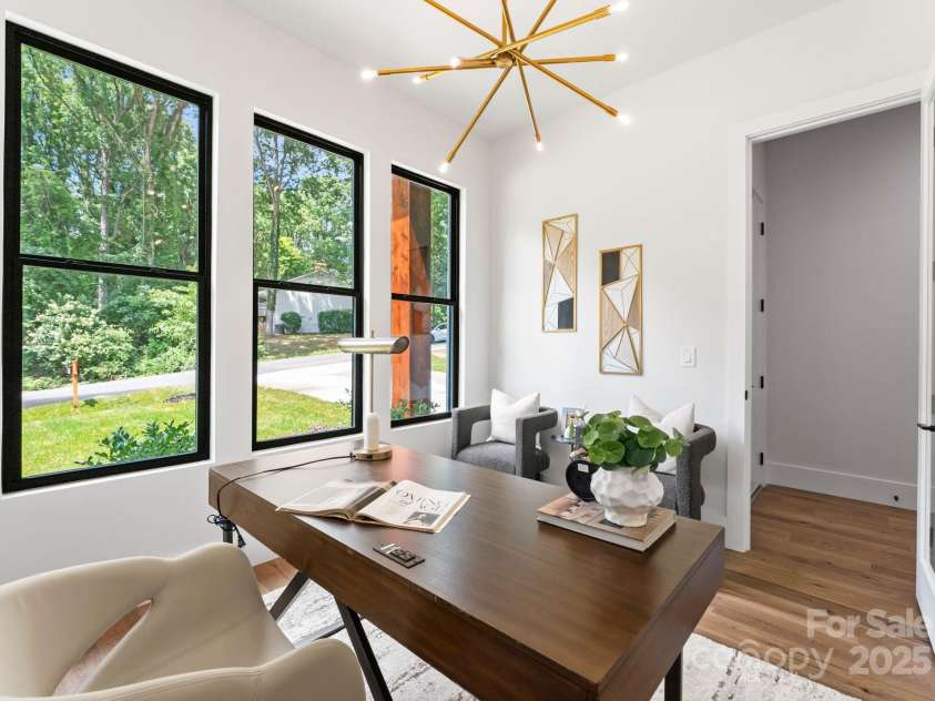 1626 Burtonwood Circle, Charlotte, NC 28212.  MLS# CAR4264142, YatesRealty ID 23238. 