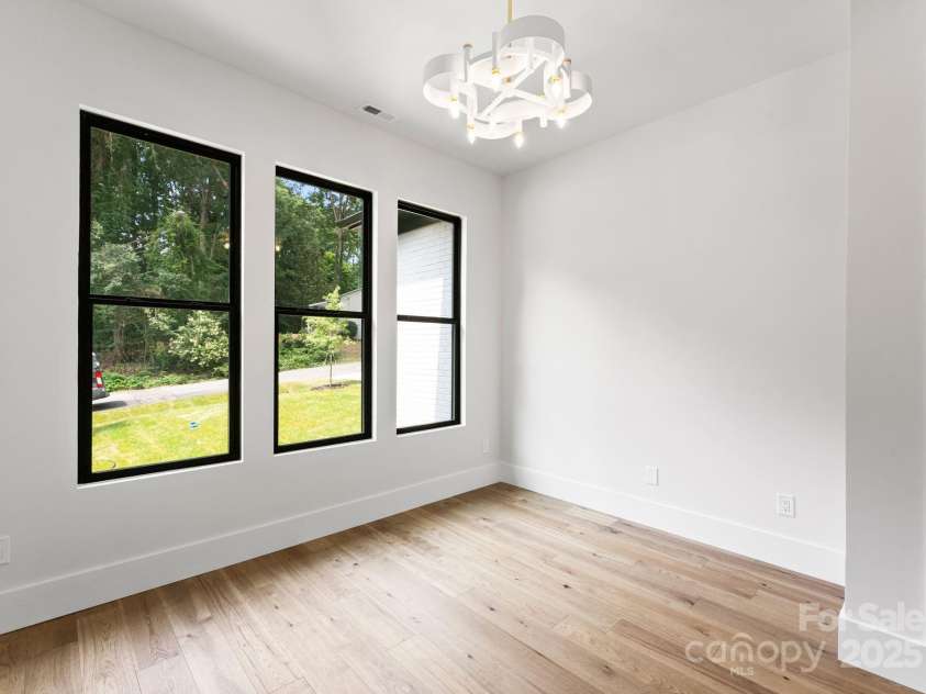 1626 Burtonwood Circle, Charlotte, NC 28212.  MLS# CAR4264142, YatesRealty ID 23238. 