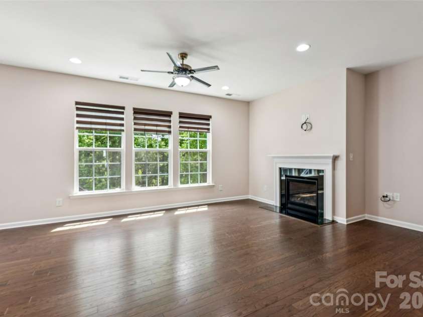 717 Laurel Oaks Court, Fort Mill, SC 29715.  MLS# CAR4378666, YatesRealty ID 23238. 