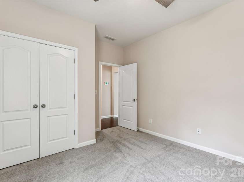 717 Laurel Oaks Court, Fort Mill, SC 29715.  MLS# CAR4378666, YatesRealty ID 23238. 