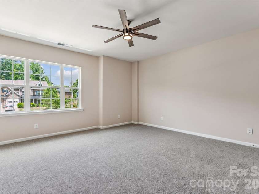 717 Laurel Oaks Court, Fort Mill, SC 29715.  MLS# CAR4378666, YatesRealty ID 23238. 