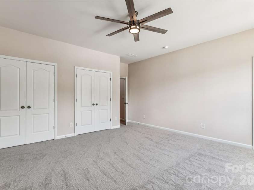 717 Laurel Oaks Court, Fort Mill, SC 29715.  MLS# CAR4378666, YatesRealty ID 23238. 