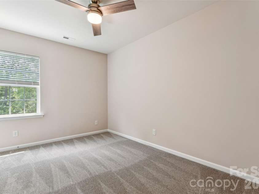 717 Laurel Oaks Court, Fort Mill, SC 29715.  MLS# CAR4378666, YatesRealty ID 23238. 