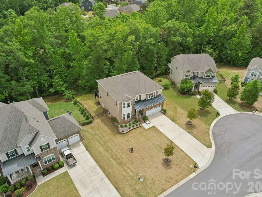 717 Laurel Oaks Court, Fort Mill, SC 29715.  MLS# CAR4378666, YatesRealty ID 23238. 