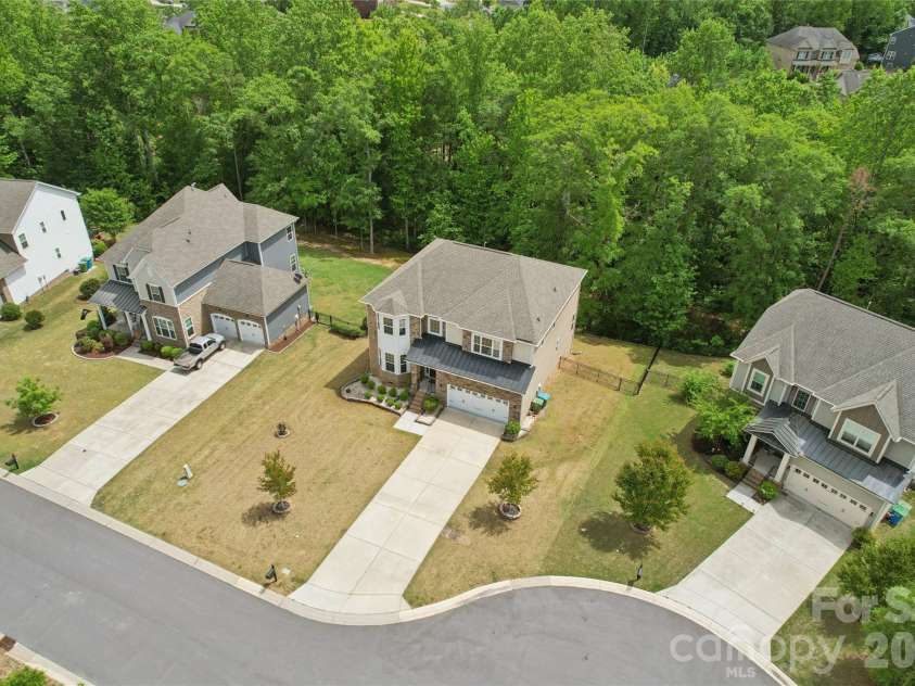 717 Laurel Oaks Court, Fort Mill, SC 29715.  MLS# CAR4378666, YatesRealty ID 23238. 