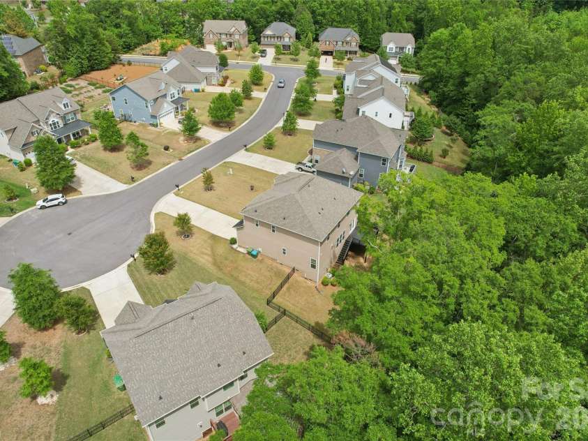 717 Laurel Oaks Court, Fort Mill, SC 29715.  MLS# CAR4378666, YatesRealty ID 23238. 