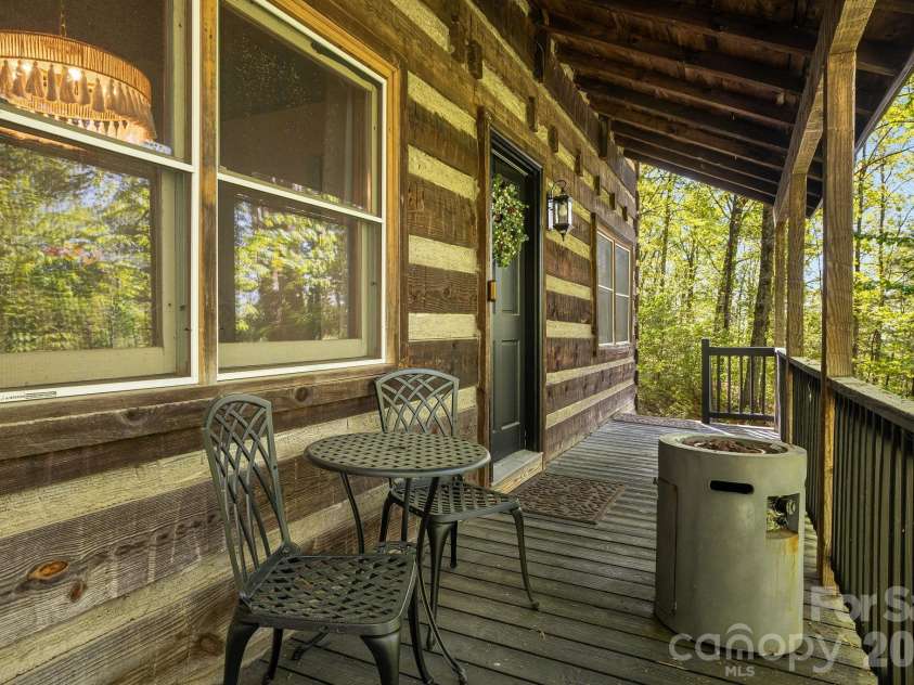 155 Spivey Mountain Road, Asheville, NC 28806.  MLS# CAR4374697, YatesRealty ID 23239. 