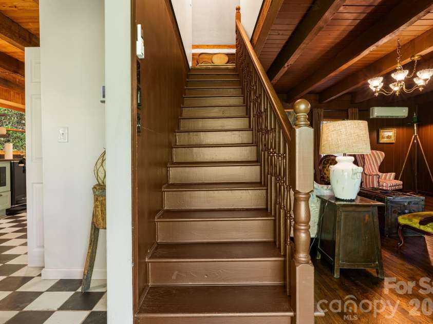 155 Spivey Mountain Road, Asheville, NC 28806.  MLS# CAR4374697, YatesRealty ID 23239. 