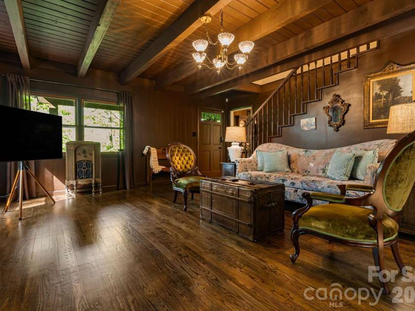 155 Spivey Mountain Road, Asheville, NC 28806.  MLS# CAR4374697, YatesRealty ID 23239. 