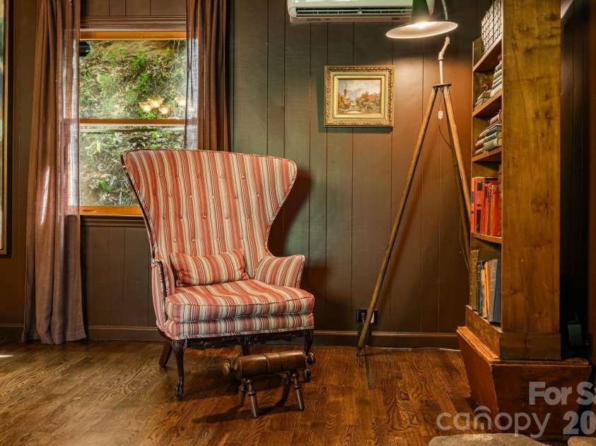 155 Spivey Mountain Road, Asheville, NC 28806.  MLS# CAR4374697, YatesRealty ID 23239. 