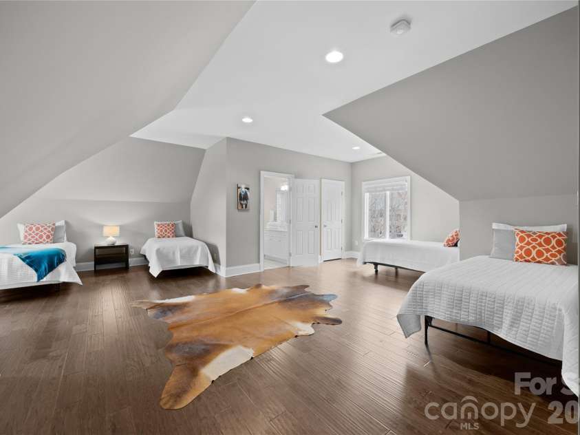 8052 Westbay Drive, Denver, NC 28037.  MLS# CAR4340303, YatesRealty ID 2324. 