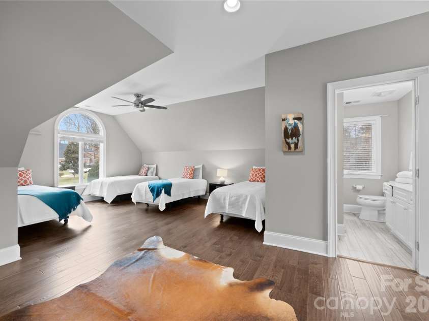 8052 Westbay Drive, Denver, NC 28037.  MLS# CAR4340303, YatesRealty ID 2324. 