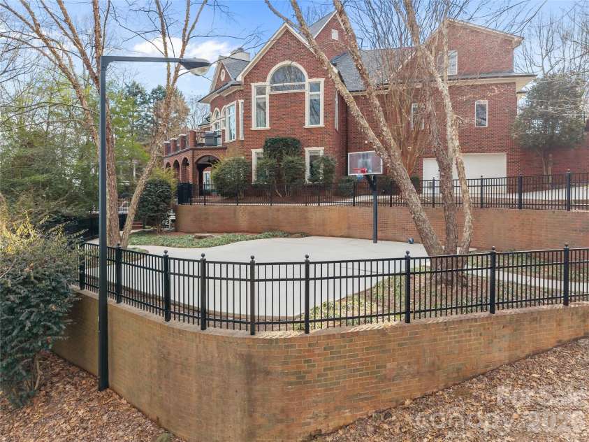 8052 Westbay Drive, Denver, NC 28037.  MLS# CAR4340303, YatesRealty ID 2324. 