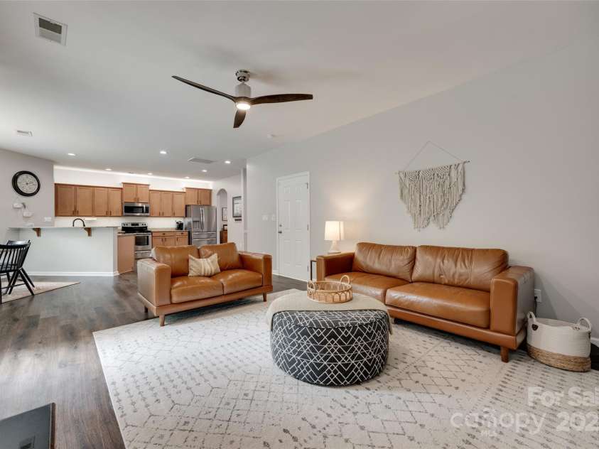 424 Castlebury Court, Clover, SC 29710.  MLS# CAR4265807, YatesRealty ID 23240. 