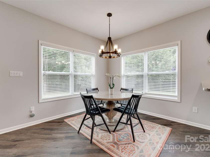 424 Castlebury Court, Clover, SC 29710.  MLS# CAR4265807, YatesRealty ID 23240. Breakfast nook.