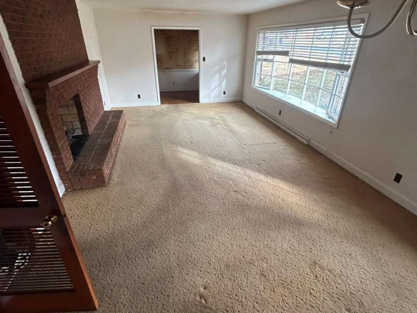626 Willowbrook Lane, Winston Salem, NC 27104.  MLS# CAR4382117, YatesRealty ID 23240. 