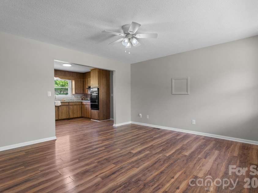 1852 Skyland Drive, Morganton, NC 28655.  MLS# CAR4380596, YatesRealty ID 23241. 