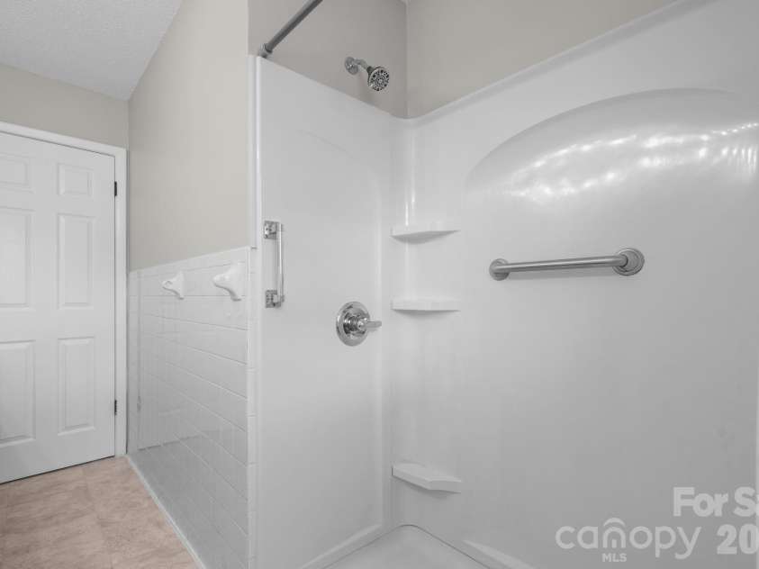 1852 Skyland Drive, Morganton, NC 28655.  MLS# CAR4380596, YatesRealty ID 23241. 