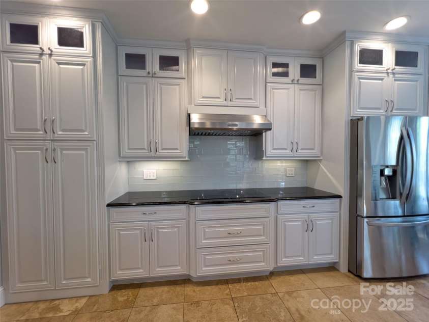 484 Chisholm Trail, Rutherfordton, NC 28139.  MLS# CAR4251181, YatesRealty ID 23242. 