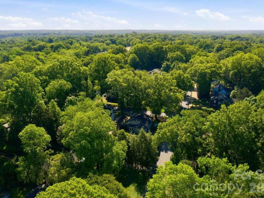 138 Woodland Street, Davidson, NC 28036.  MLS# CAR4381089, YatesRealty ID 23244. 
