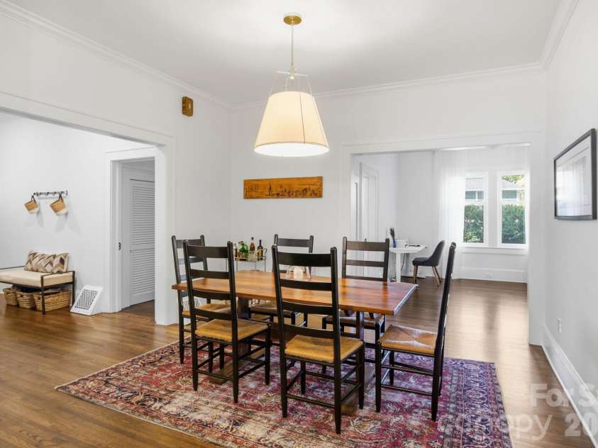 138 Woodland Street, Davidson, NC 28036.  MLS# CAR4381089, YatesRealty ID 23244. 