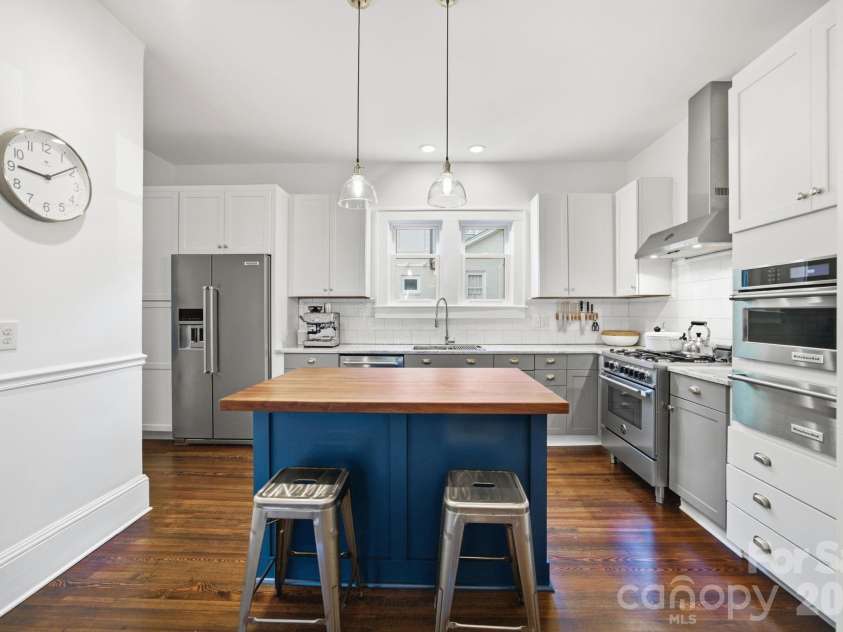 138 Woodland Street, Davidson, NC 28036.  MLS# CAR4381089, YatesRealty ID 23244. 