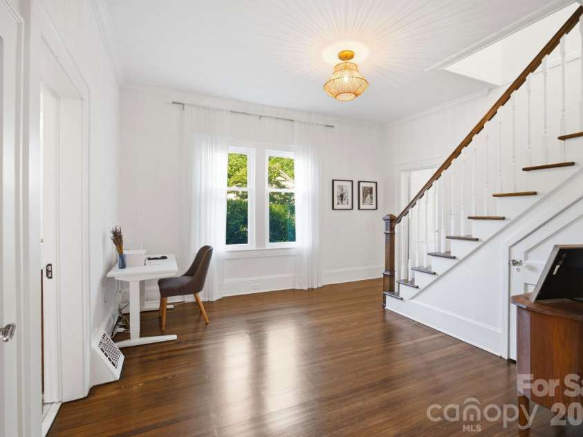 138 Woodland Street, Davidson, NC 28036.  MLS# CAR4381089, YatesRealty ID 23244. 