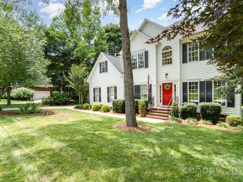 11624 Crossroads Place, Concord, NC 28025.  MLS# CAR4272505, YatesRealty ID 23245. 