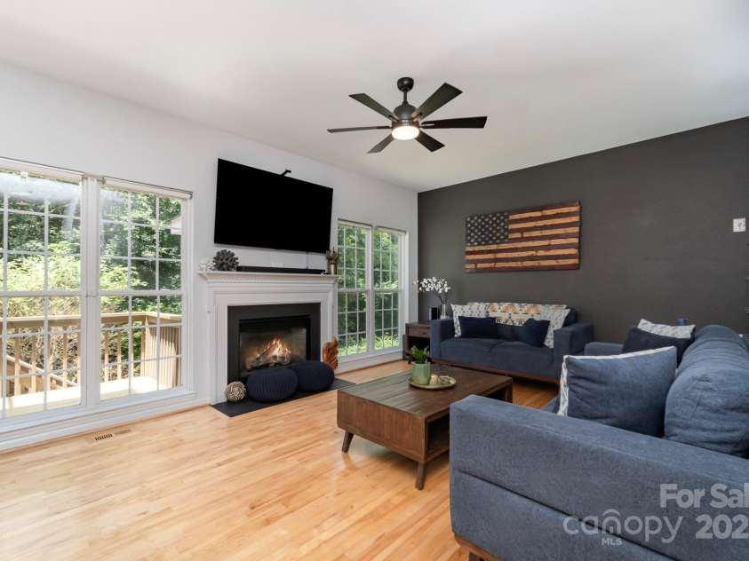 11624 Crossroads Place, Concord, NC 28025.  MLS# CAR4272505, YatesRealty ID 23245. 