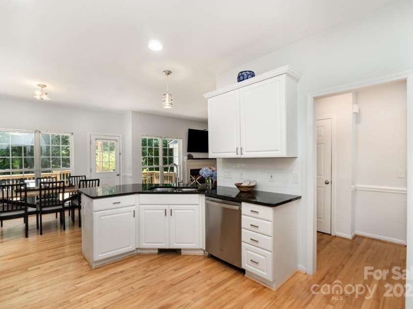 11624 Crossroads Place, Concord, NC 28025.  MLS# CAR4272505, YatesRealty ID 23245. 