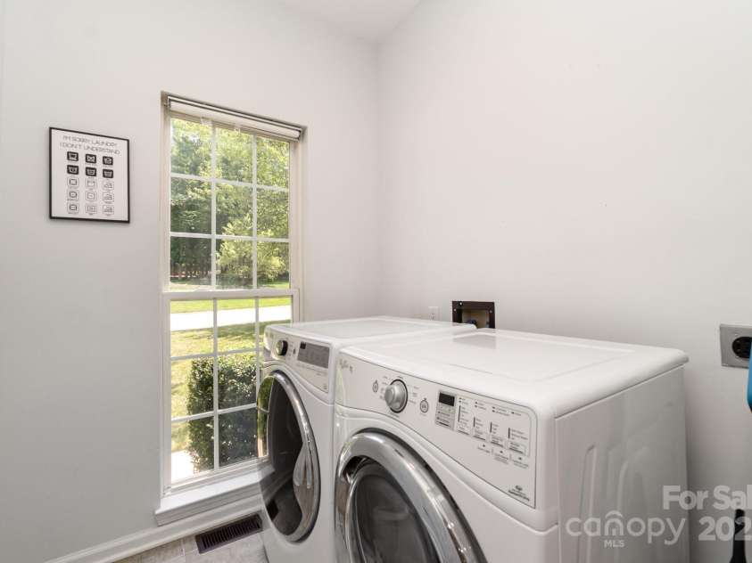 11624 Crossroads Place, Concord, NC 28025.  MLS# CAR4272505, YatesRealty ID 23245. 