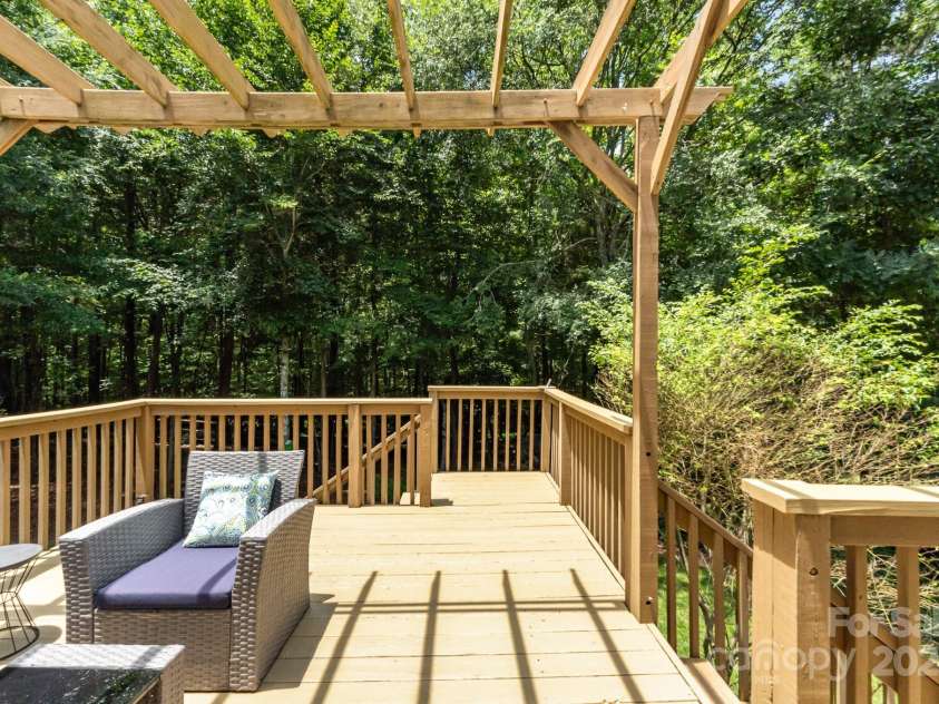 11624 Crossroads Place, Concord, NC 28025.  MLS# CAR4272505, YatesRealty ID 23245. 