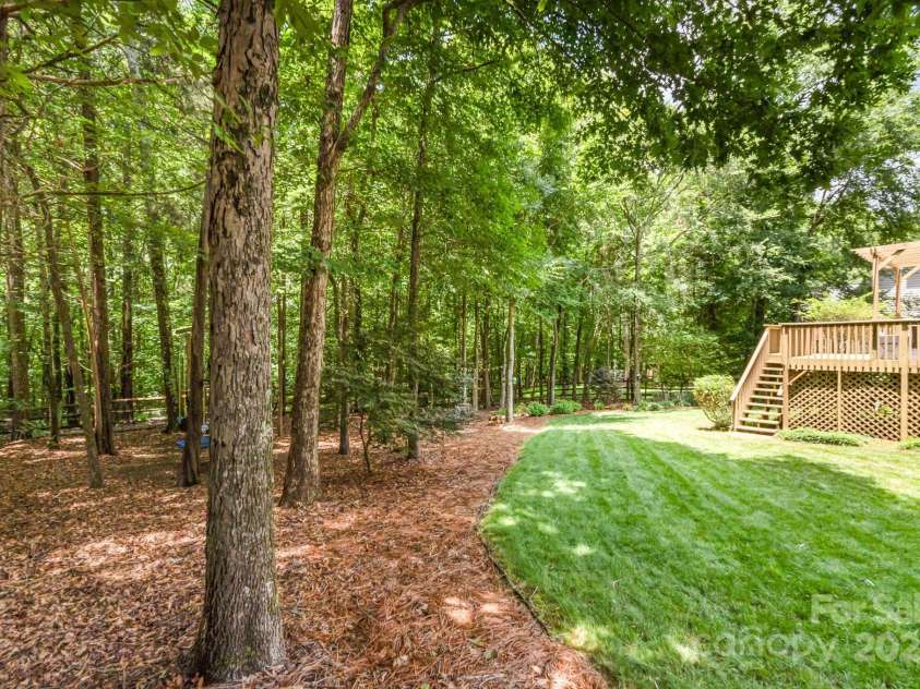 11624 Crossroads Place, Concord, NC 28025.  MLS# CAR4272505, YatesRealty ID 23245. 