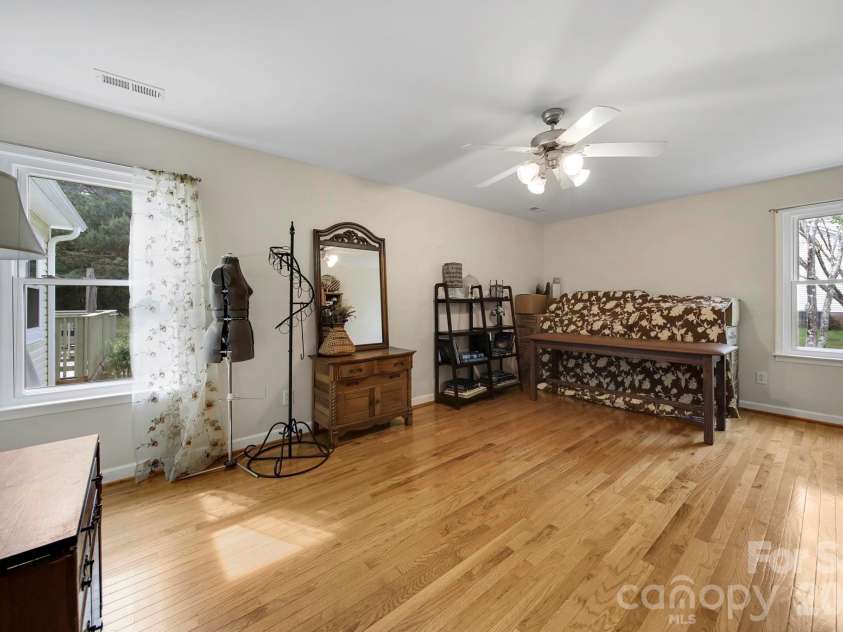 530 Calabash Road, Clover, SC 29710.  MLS# CAR4377423, YatesRealty ID 23245. 2nd bedroom on main