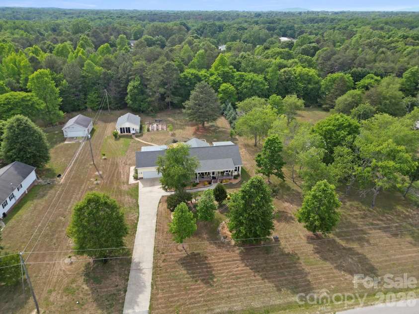 530 Calabash Road, Clover, SC 29710.  MLS# CAR4377423, YatesRealty ID 23245. 