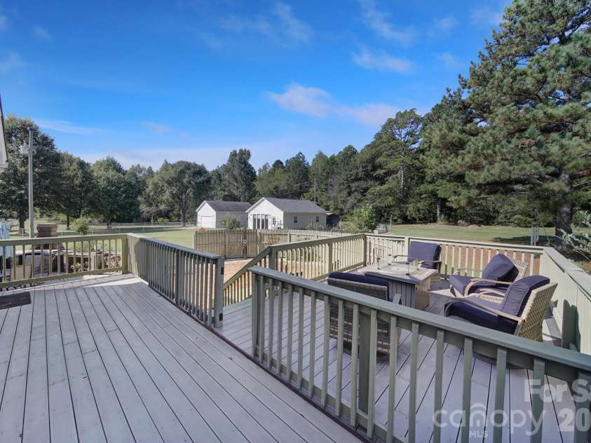 530 Calabash Road, Clover, SC 29710.  MLS# CAR4377423, YatesRealty ID 23245. 