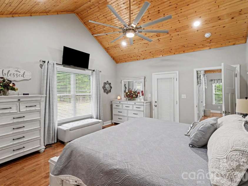 112 Solar Drive, Hudson, NC 28638.  MLS# CAR4380835, YatesRealty ID 23246. 