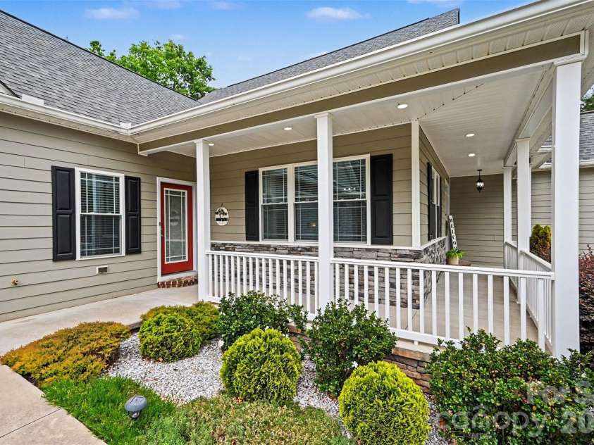 112 Solar Drive, Hudson, NC 28638.  MLS# CAR4380835, YatesRealty ID 23246. 