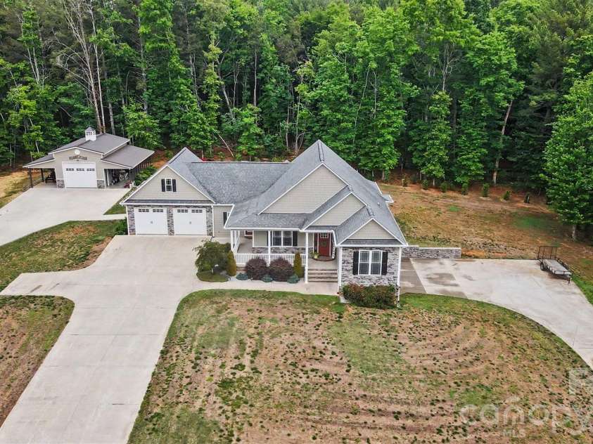112 Solar Drive, Hudson, NC 28638.  MLS# CAR4380835, YatesRealty ID 23246. 