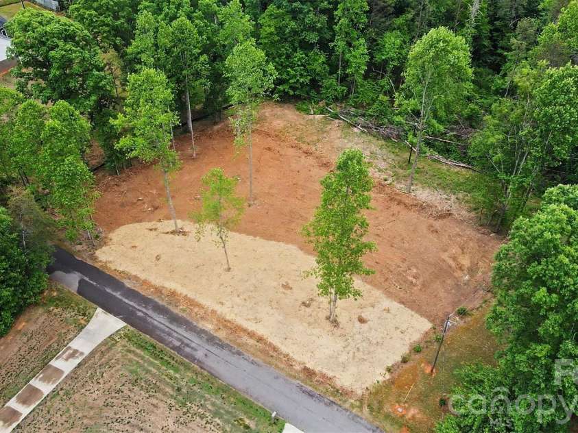 112 Solar Drive, Hudson, NC 28638.  MLS# CAR4380835, YatesRealty ID 23246. 