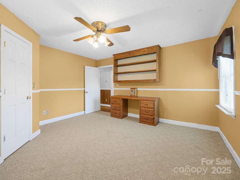 121 Maude Road, Gaffney, SC 29340.  MLS# CAR4274069, YatesRealty ID 23246. Bedroom #3 w/built-in desk